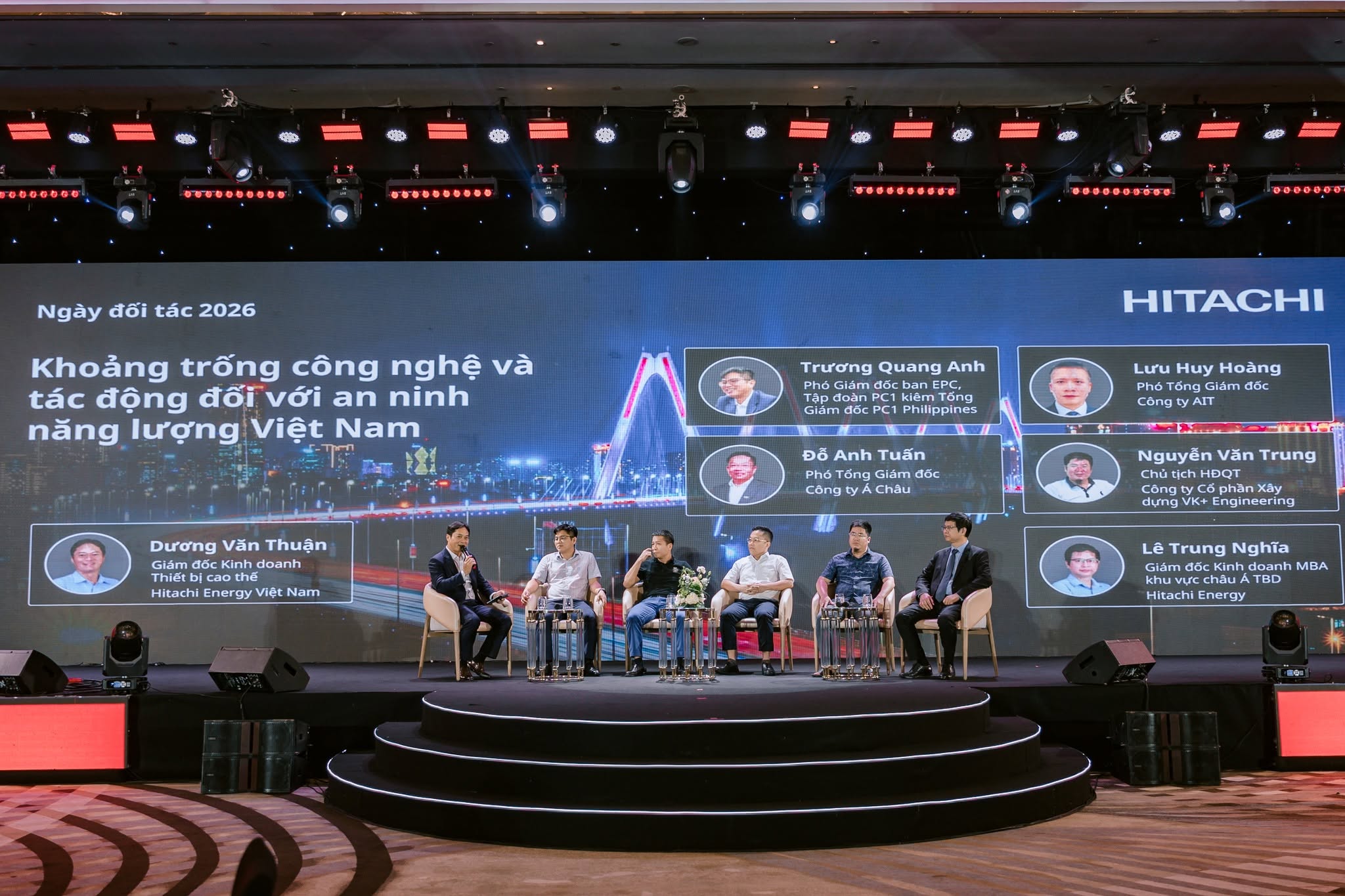 Bộ sưu tập hình ảnh Lễ Khai trương Showroom xe sang quy mô lớn